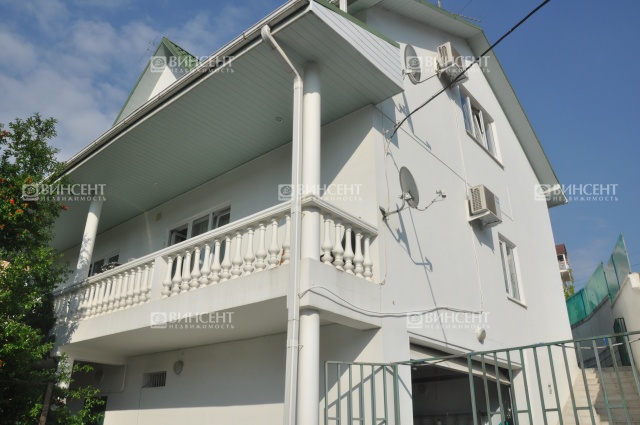 Большой дом у моря на Рахманинова