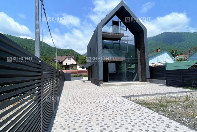 Барн Хаус в Красной Поляне