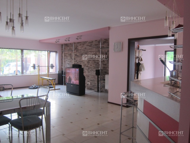 Квартира в элитном городке с придомовой территорией