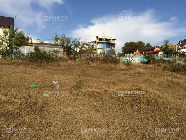 Земельный участок в Сочи на ул. Абовяна