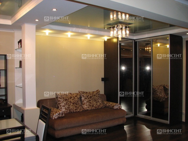 Двухкомнатная на ул. Роз.