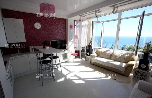 Квартира с видом на море