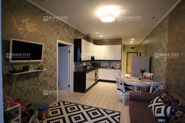 Квартира с ремонтом в ЖК "Остров Мечты"