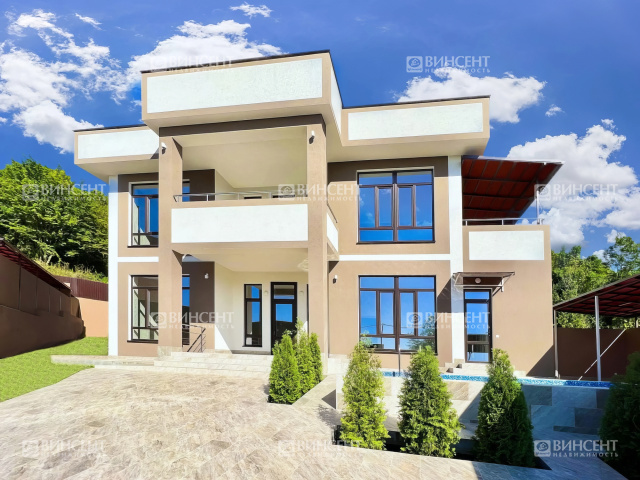 Дом в Сочи с бассейном и ремонтом