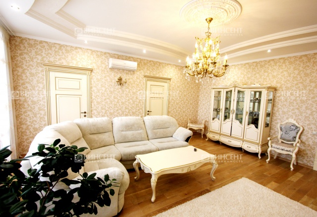 Элитная трехкомнатная квартира в центре города Сочи