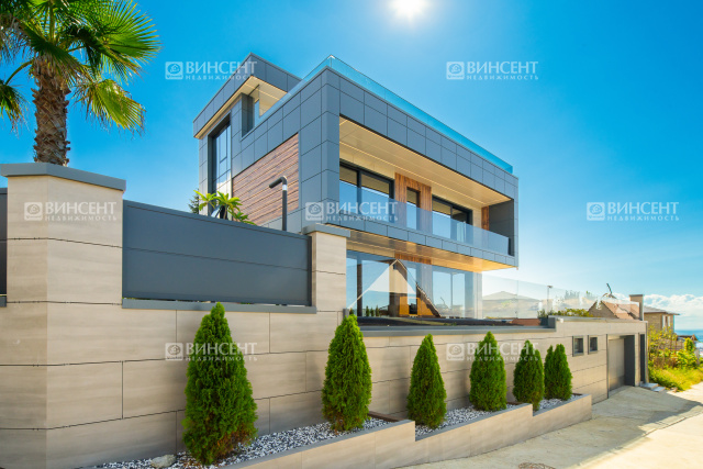 Вилла с панорамным видом на море