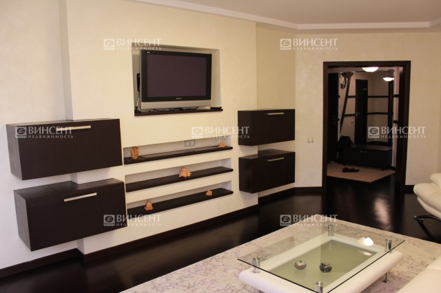 Квартира с ремонтом у парка "Ривьера"