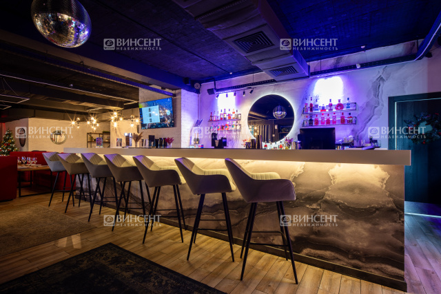 Современный бар в самом центре Сочи у моря