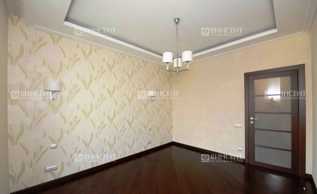 Просторная квартира с хорошим ремонтом