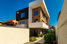 Дом в центре Сириуса