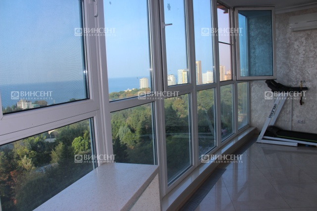 Двухкомнатная квартира с ремонтом в жк "Бригантина"