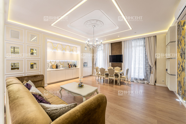 Просторная квартира для жизни с видом на море