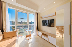 Квартира на первой береговой с видом на море