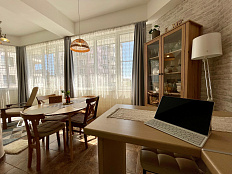 Трехкомнатная квартира в центре Сочи