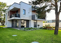 Красивый дом в Сириусе