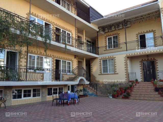 Гостиница в Адлере по ул.Изумрудная