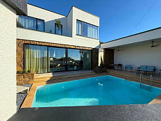 Шикарная вилла в Сириусе у моря