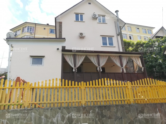 Дом в центральном Сочи