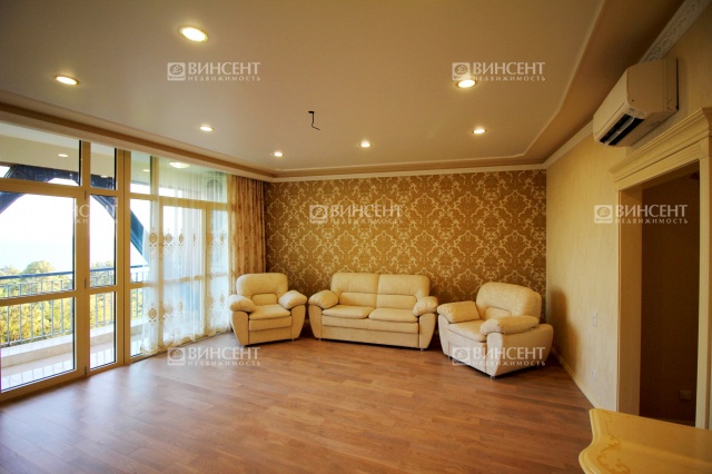 Просторная 5 комнатная в Александрии