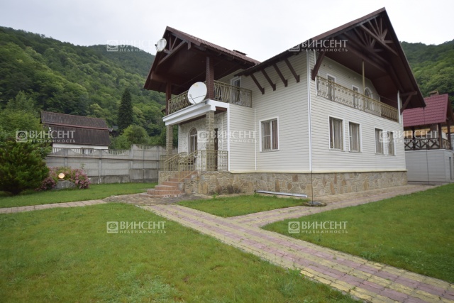 Дом в Красной Поляне