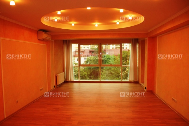 Квартира в малоквартирном доме в центре города