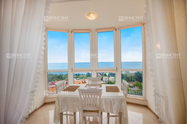 Панорамная квартира у Дендрария