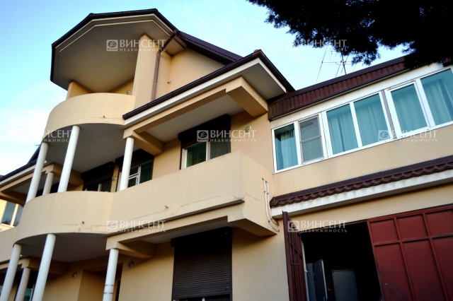 Коттедж у моря.