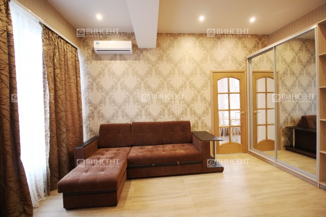 Квартира на ул.Клубничной с ремонтом