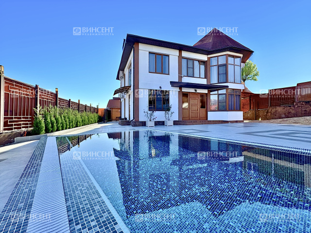 Дом с бассейном на Краснополянском шоссе