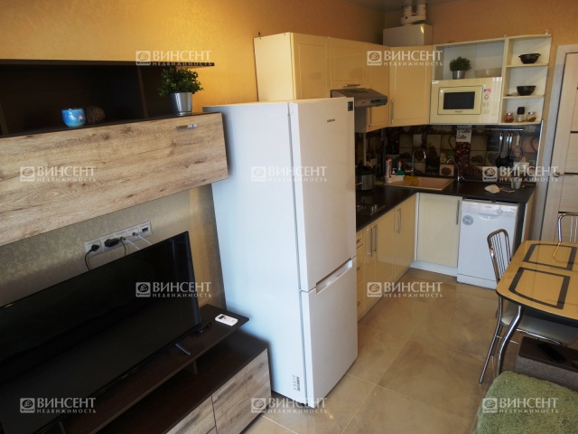 Квартира с видом на Медовой