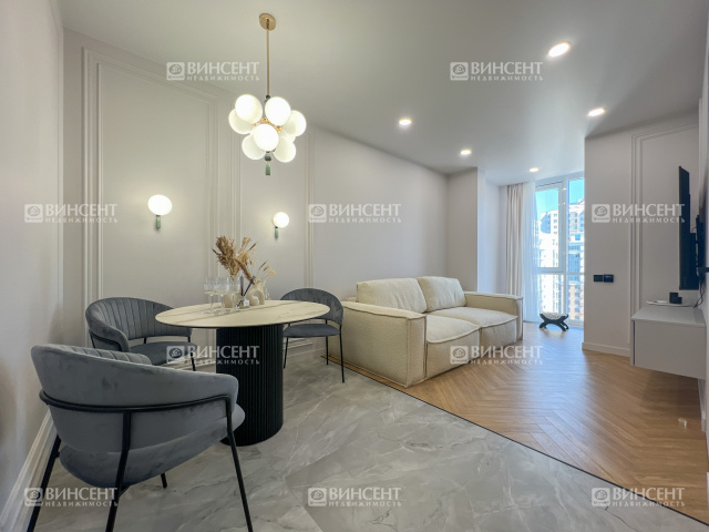 Квартира с дизайнерским ремонтом в ЖК "Альпийский Квартал"